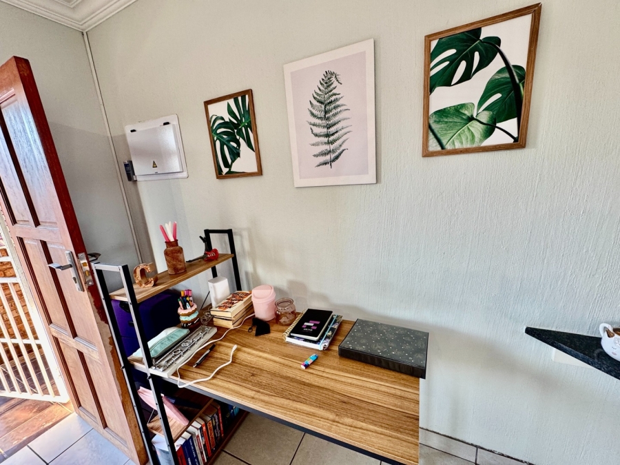 1 Bedroom Property for Sale in Die Bult North West